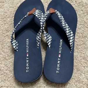Tommy Hilfiger flip flops